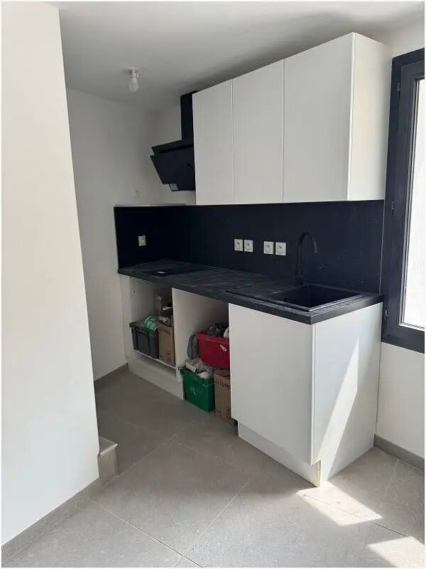 Maison à louer, 35m², Lespignan
