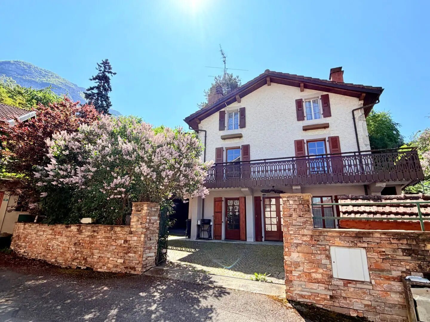 Maison à vendre, 190m², Collonges-sous-Salève