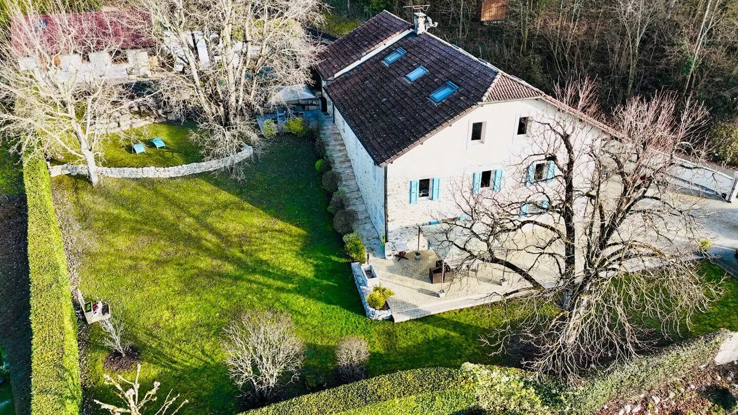 Maison à vendre, 355m², Frangy
