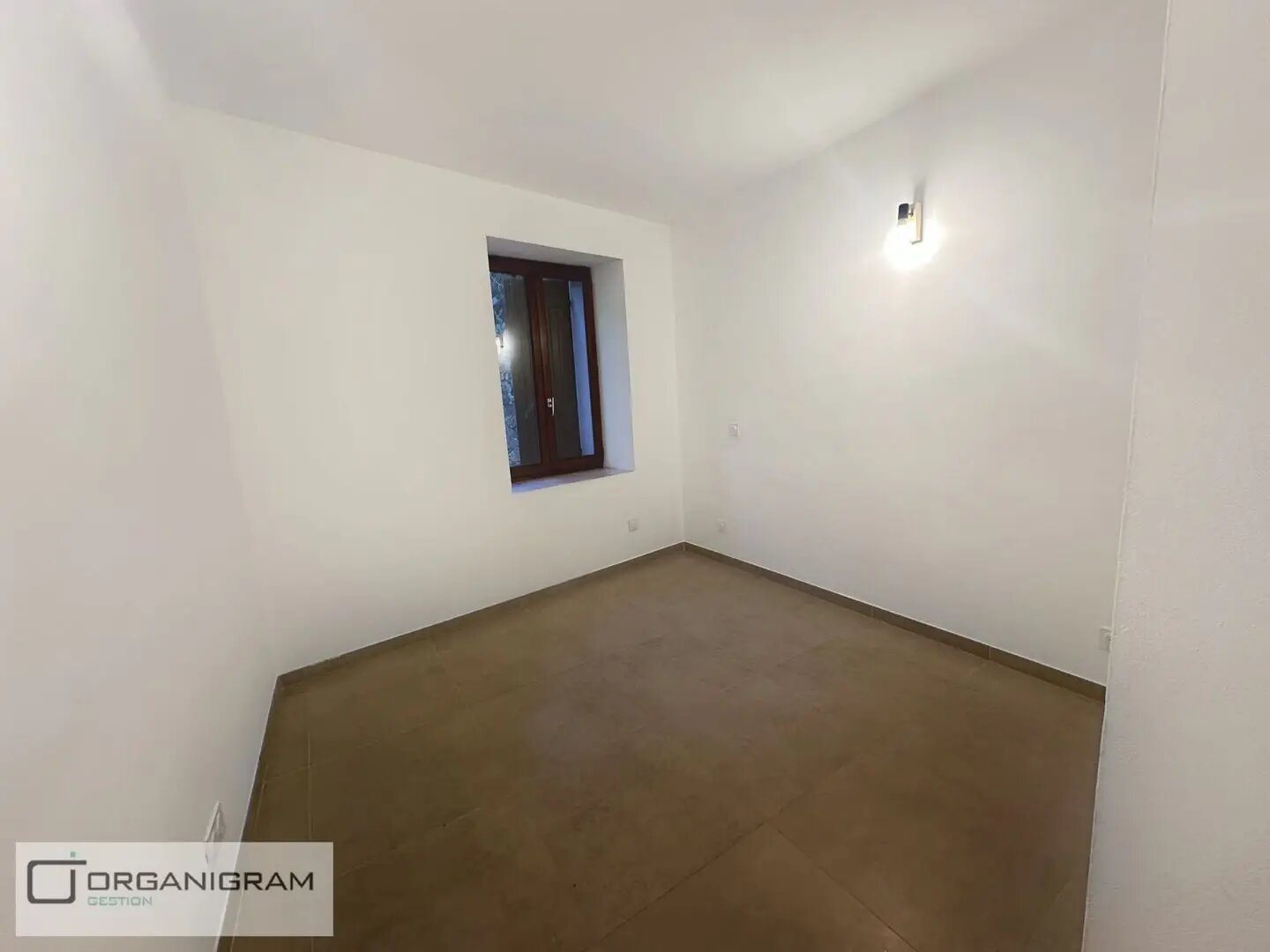 Appartement à louer, 119m², Bastelicaccia