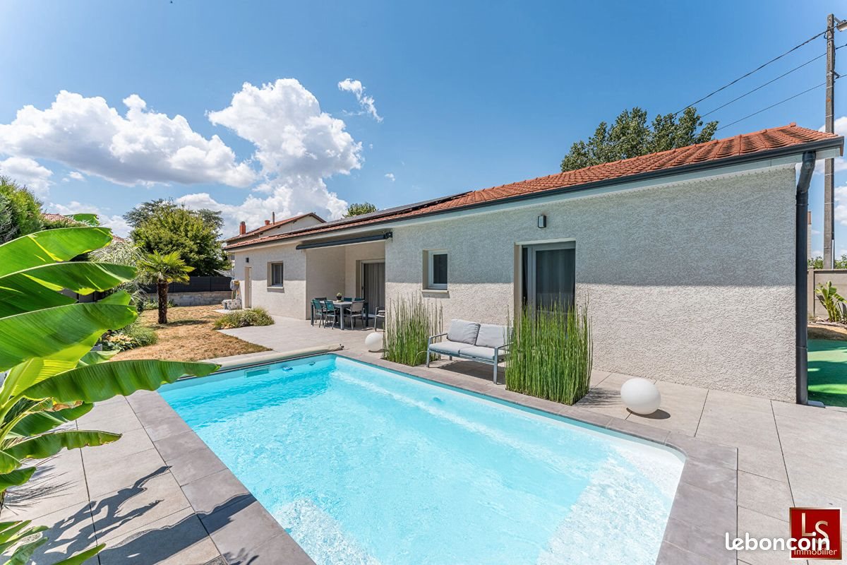 Maison à vendre, 121m², Mably