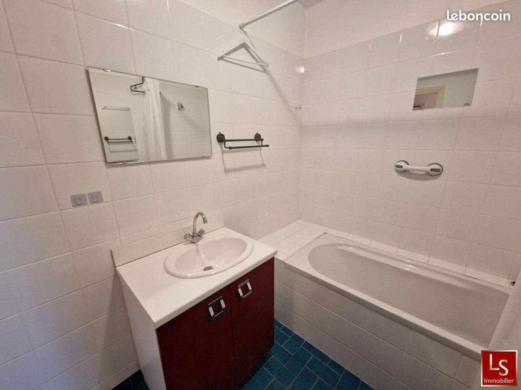 Appartement à louer, 40m², Roanne