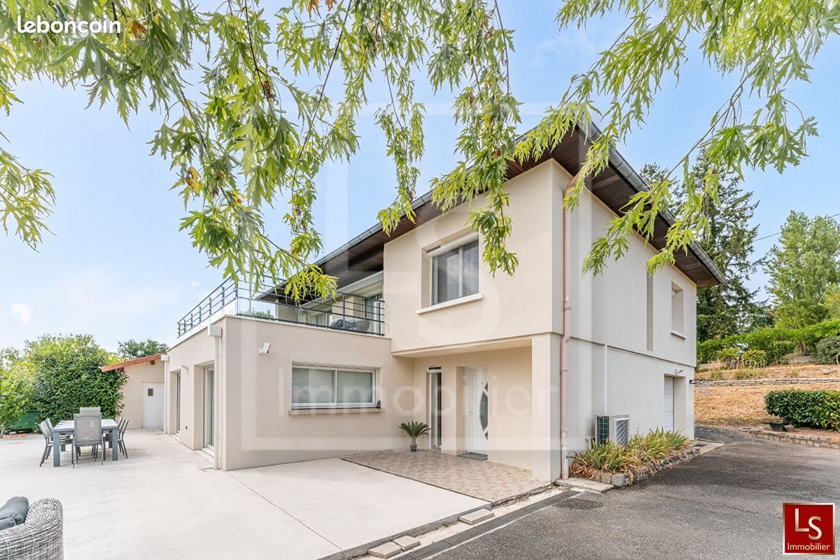 Maison à vendre, 200m², Saint-Vincent-de-Boisset