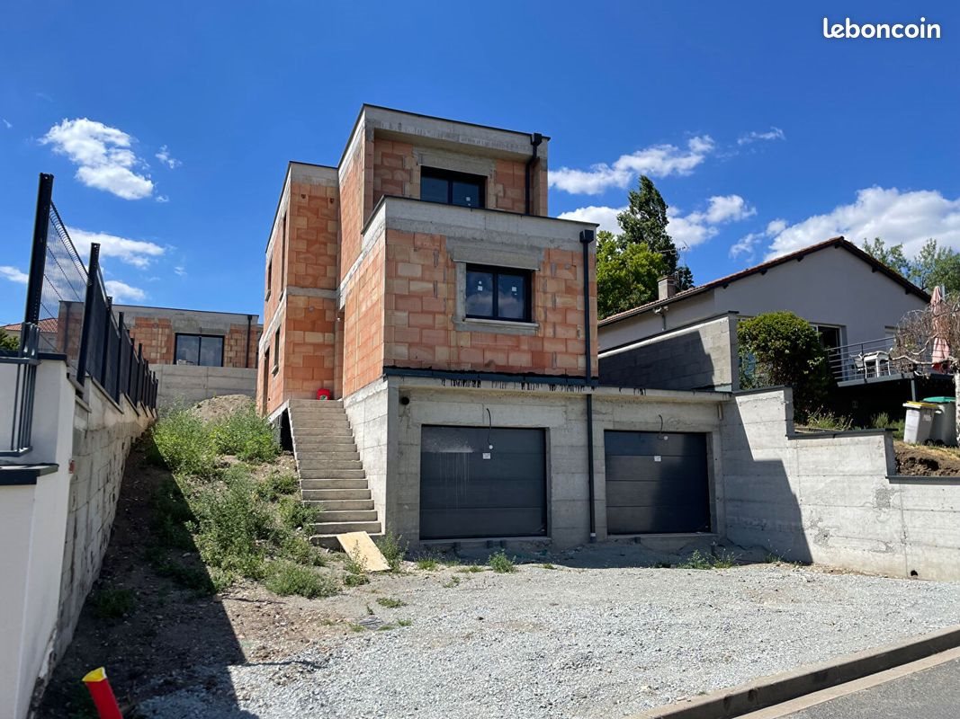 Maison à vendre, 111m², Pont-du-Château