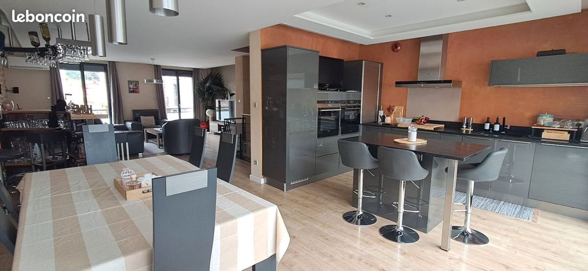 Maison à vendre, 135m², Blanzat