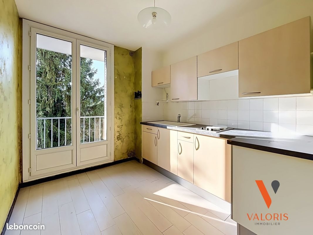 Appartement à louer, 42m², Saint-Martin-d'Hères