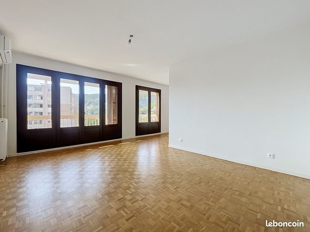 Appartement à vendre, 81m², Sassenage