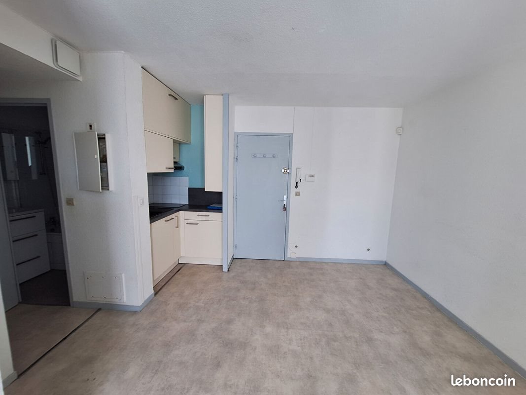 Appartement à louer, 25m², Royan