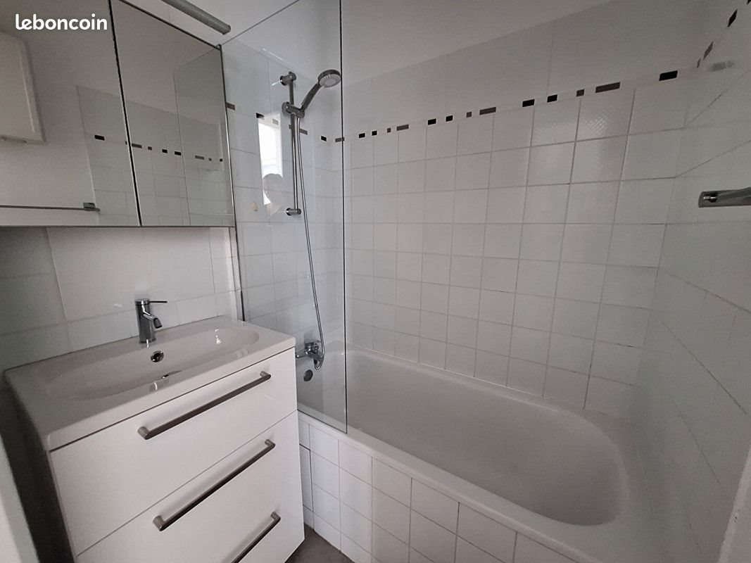 Appartement à louer, 25m², Royan