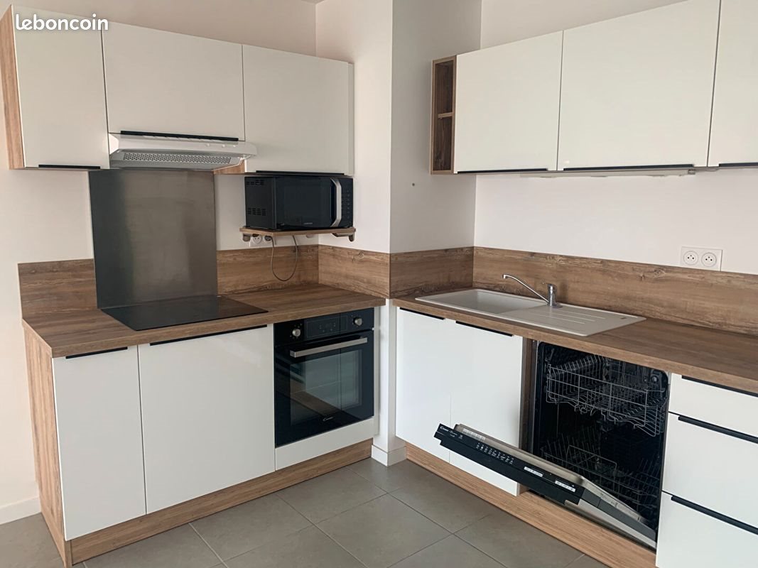 Appartement à louer, 61m², Royan