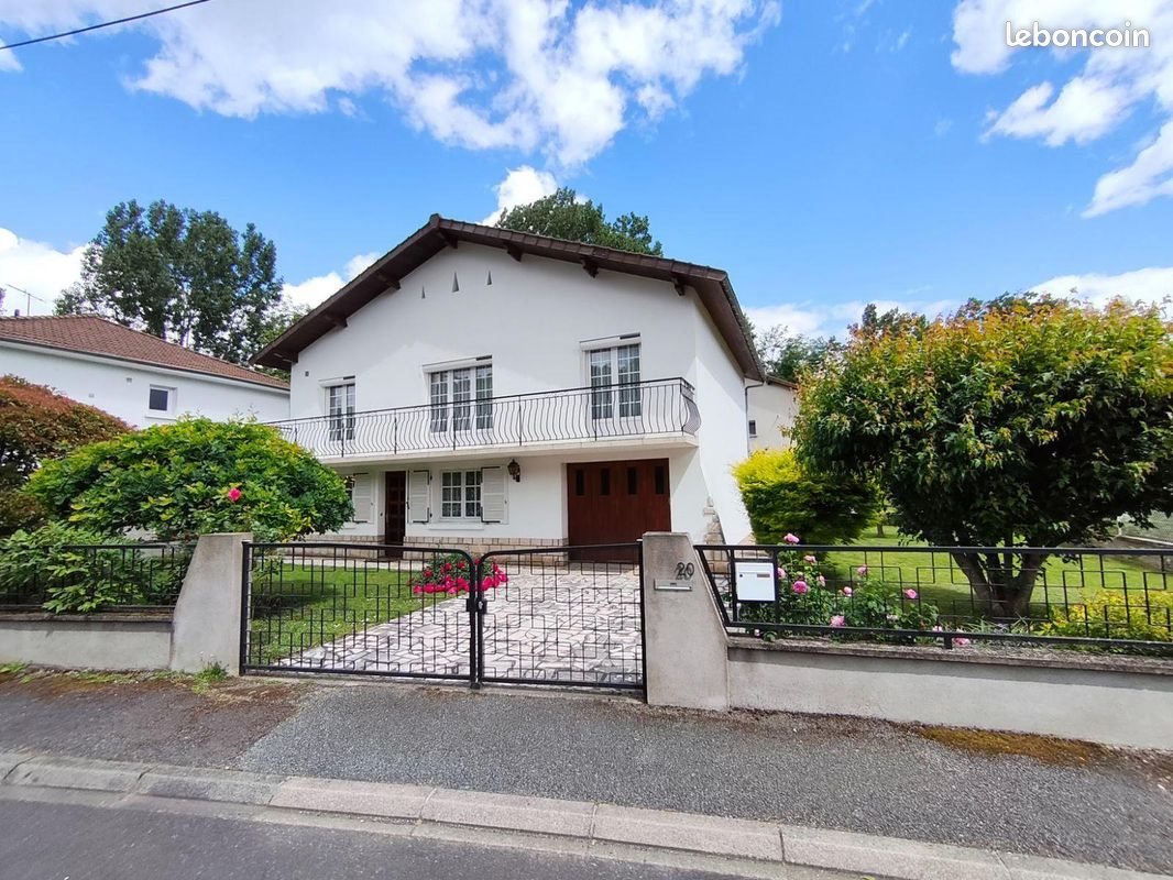 Maison à vendre, 136m², Cébazat