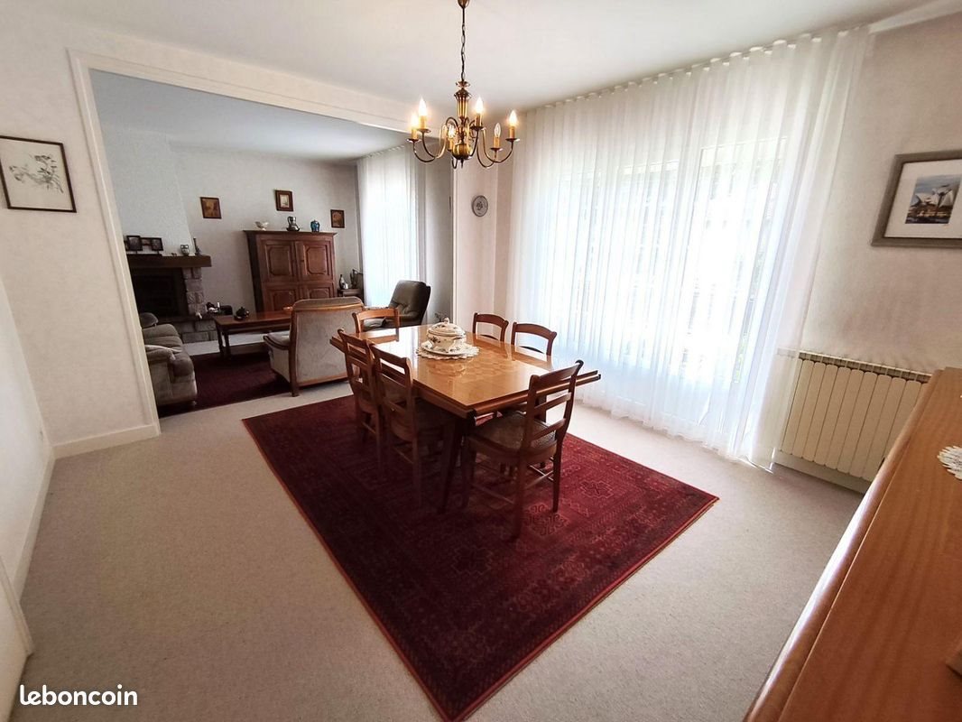Maison à vendre, 136m², Cébazat