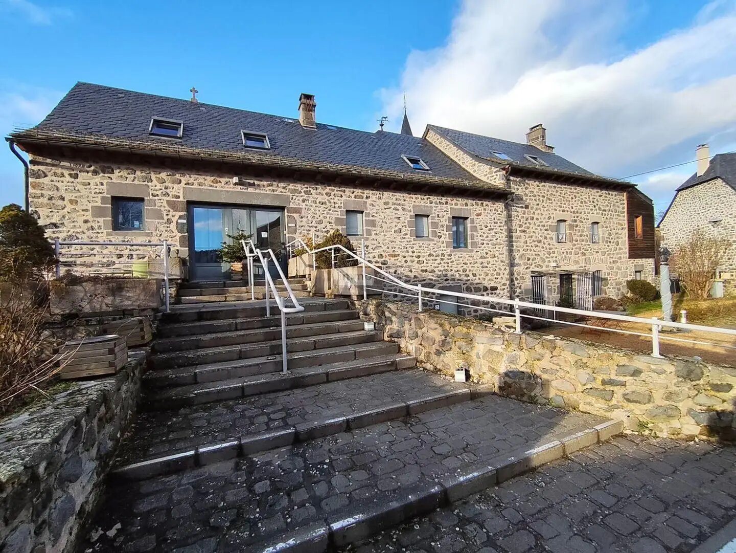 Maison à vendre, 546m², Chalinargues