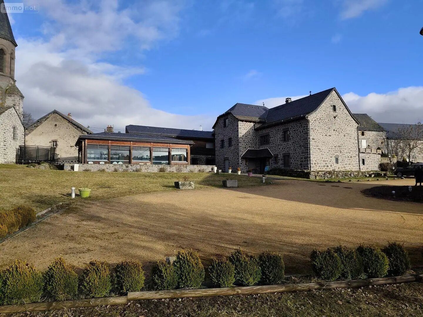 Maison à vendre, 546m², Chalinargues
