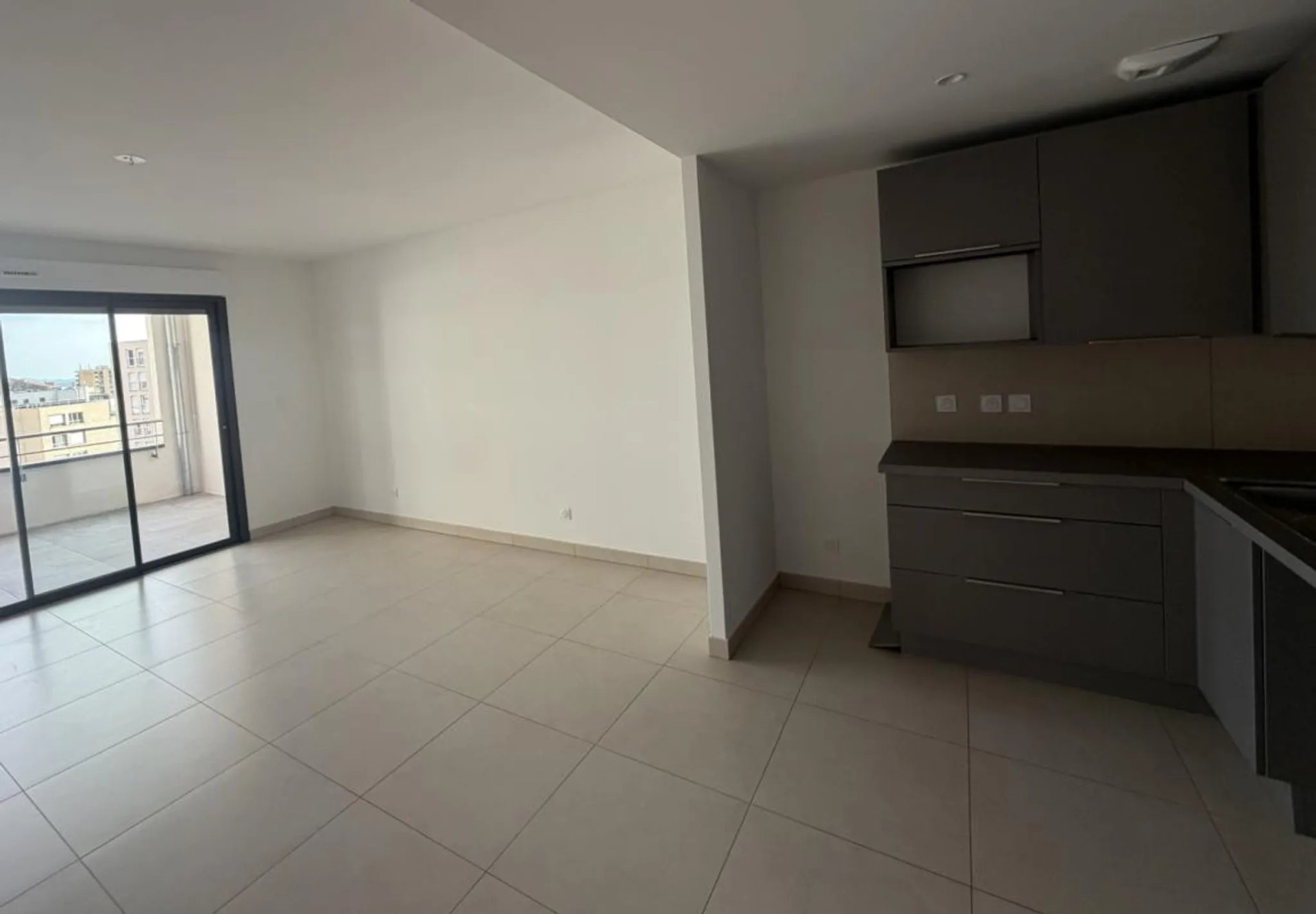 Appartement à louer, 54m², Ajaccio