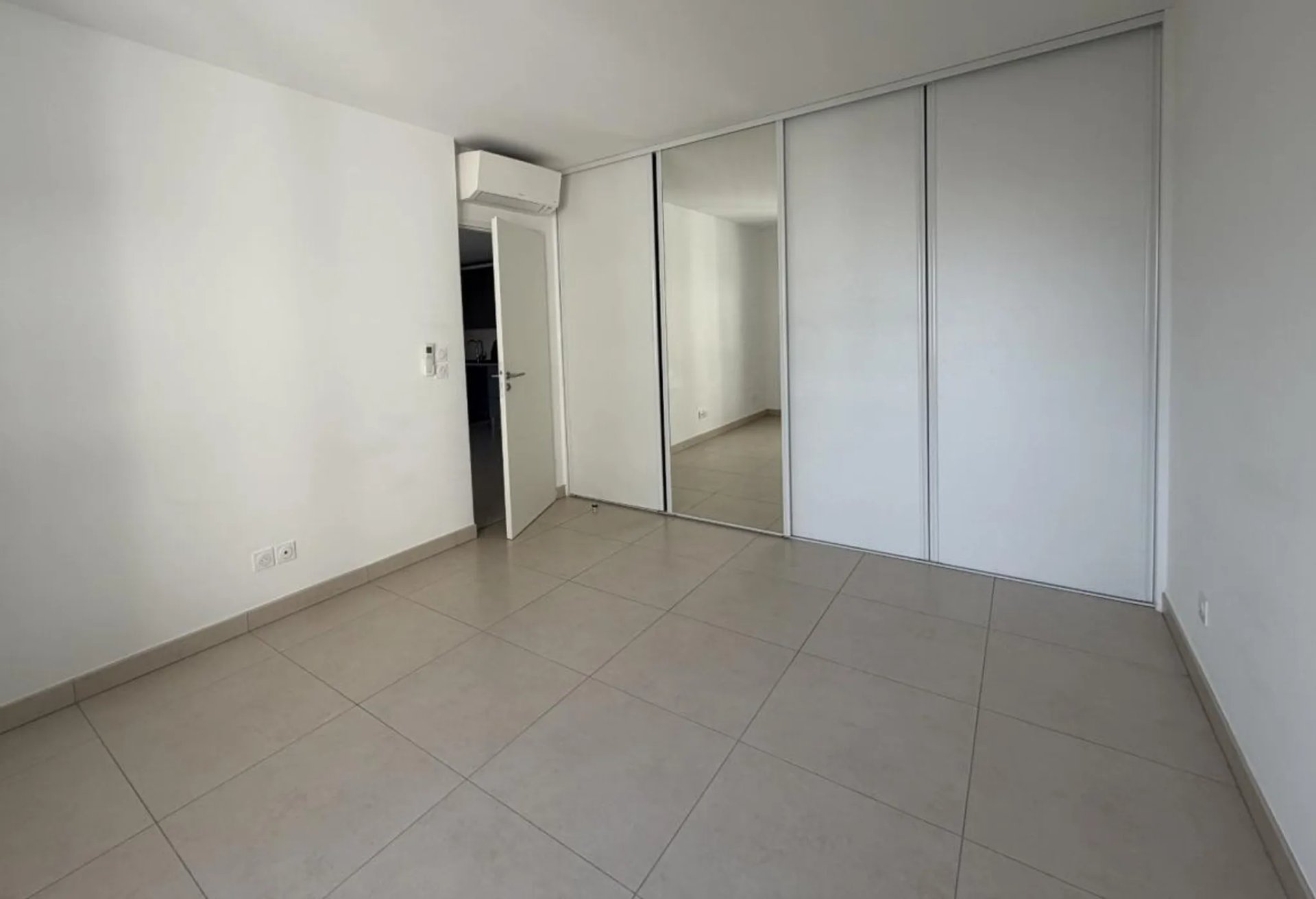 Appartement à louer, 54m², Ajaccio