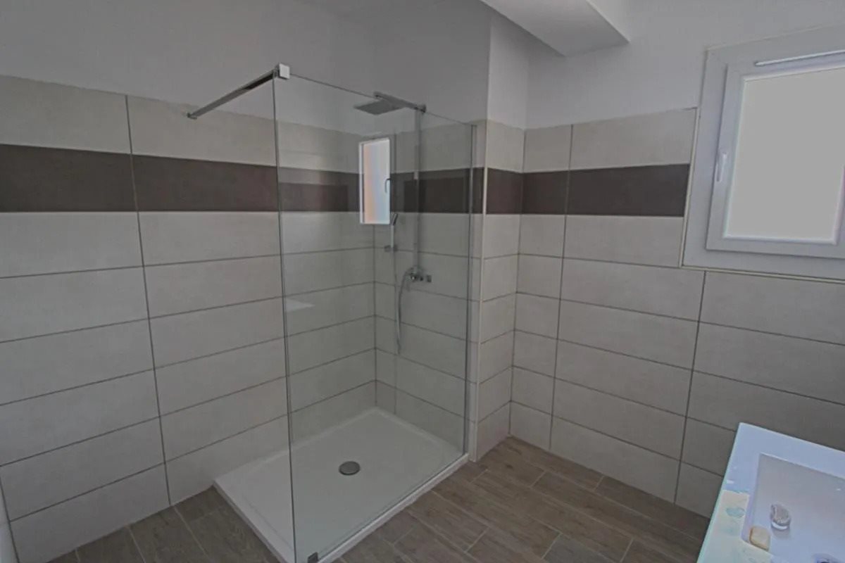 Appartement à louer, 96m², Ajaccio