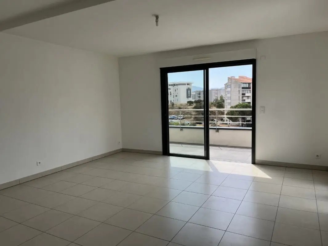 Appartement à louer, 75m², Ajaccio
