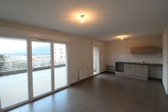 Appartement à louer, 44m², Sarrola-Carcopino
