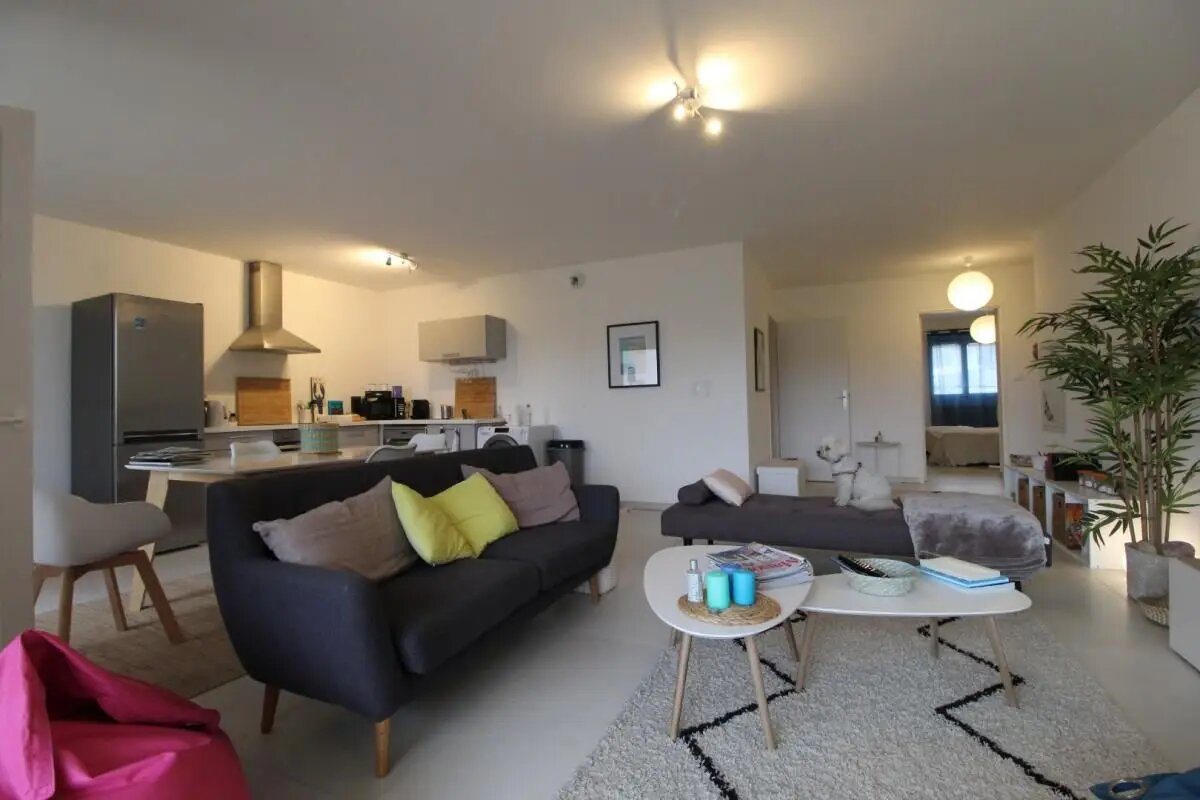 Appartement à louer, 91m², Ajaccio