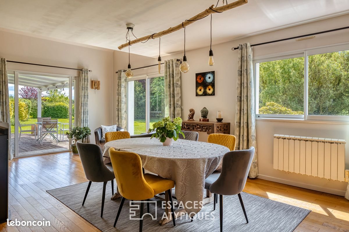 Maison à vendre, 176m², Saint-Léger-de-Rôtes