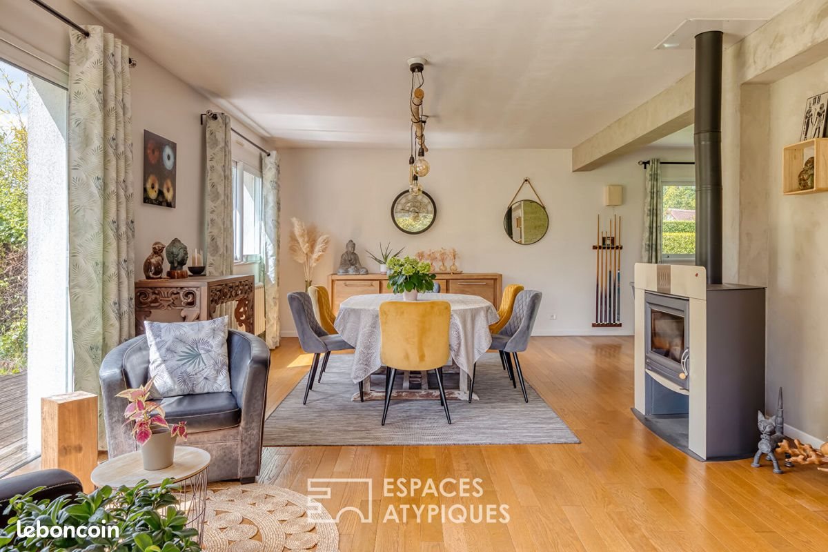 Maison à vendre, 176m², Saint-Léger-de-Rôtes