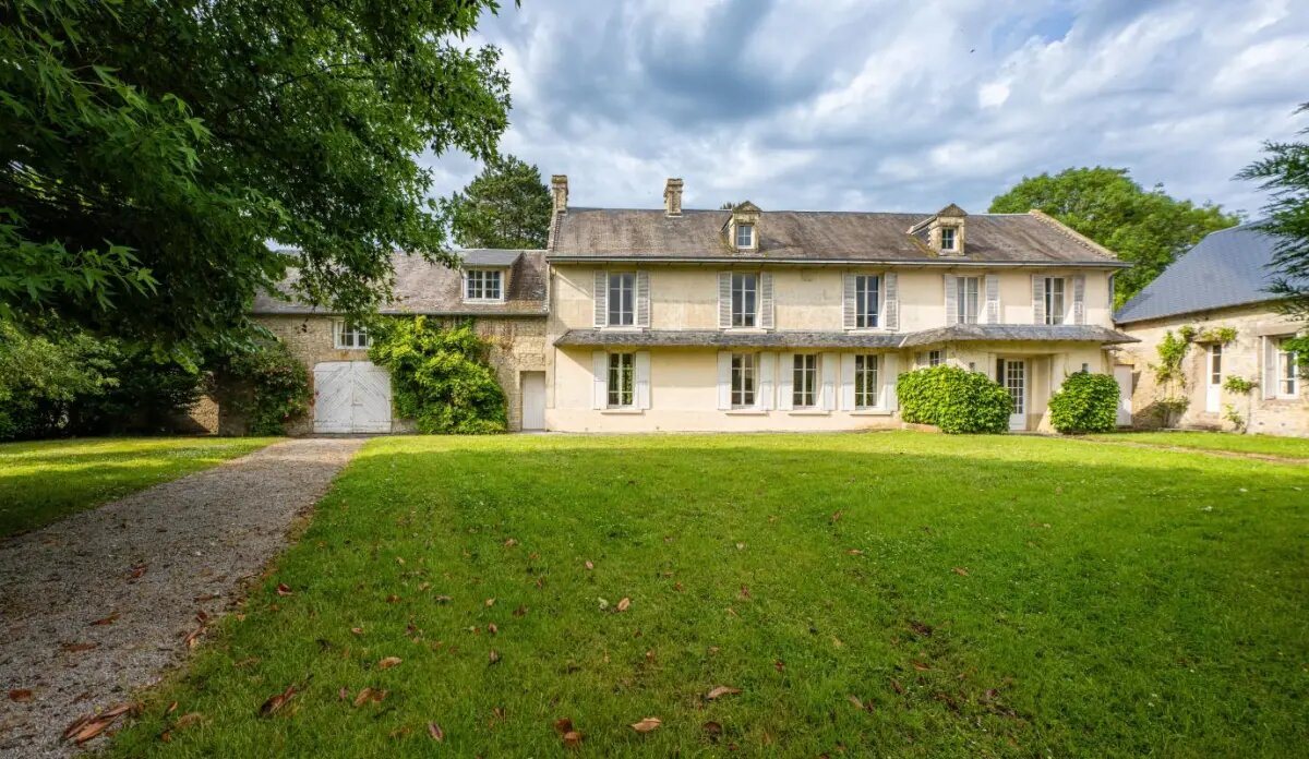Maison à vendre, 340m², Saint-Laurent-sur-Mer