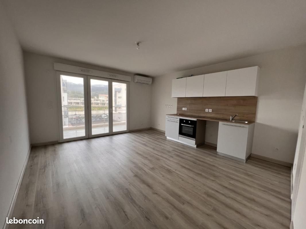 Appartement à louer, 27m², Ajaccio