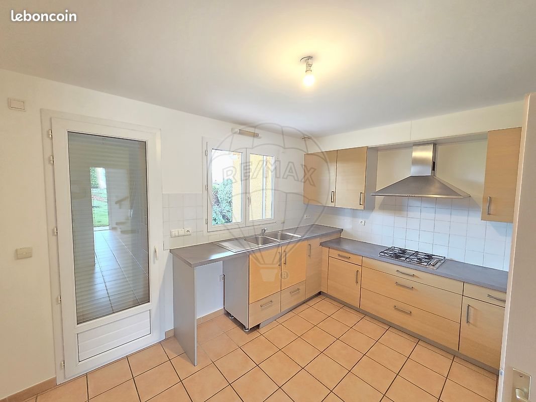 Maison à louer, 147m², Parcieux
