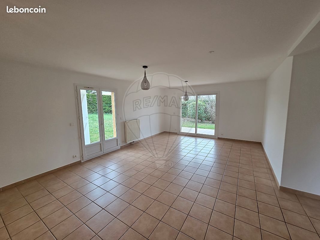 Maison à louer, 147m², Parcieux