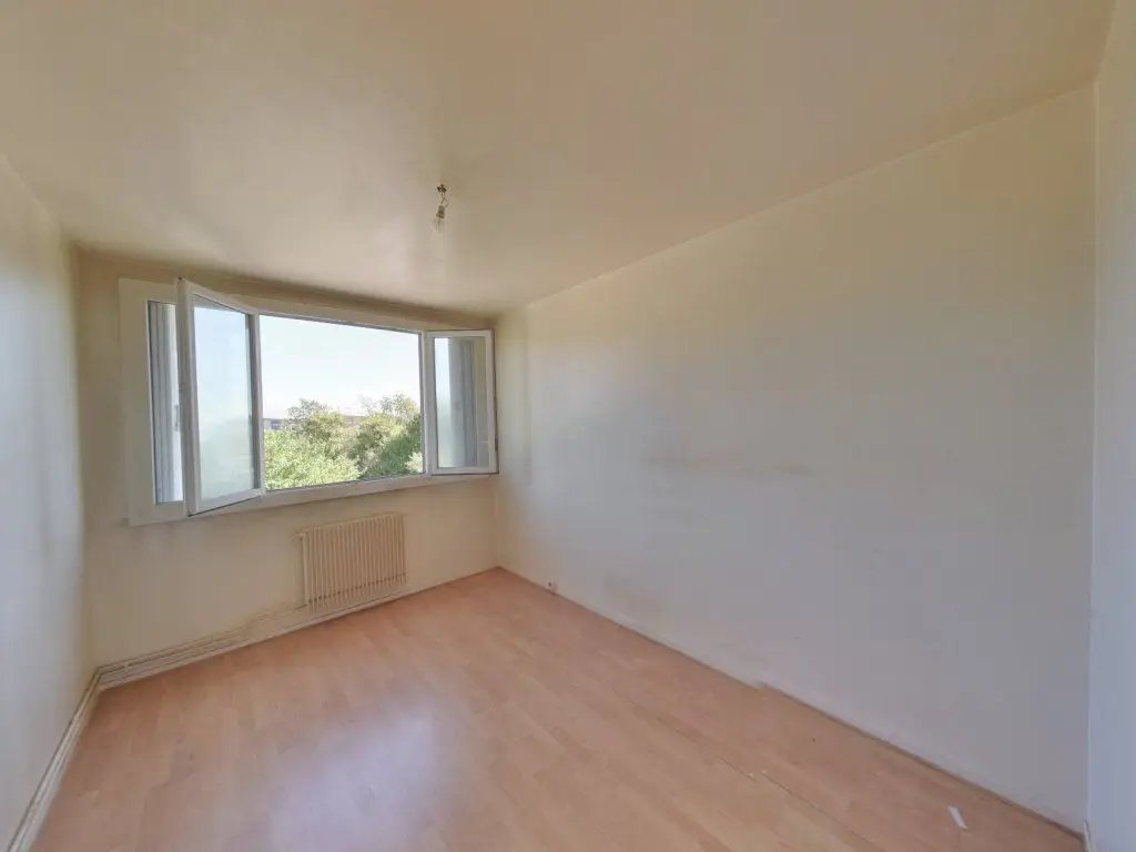 Appartement à vendre, 63m², Décines-Charpieu