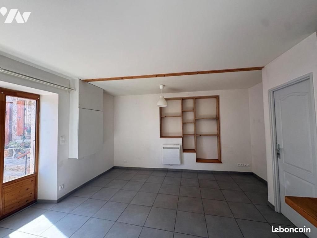 Maison à louer, 64m², Eclassan