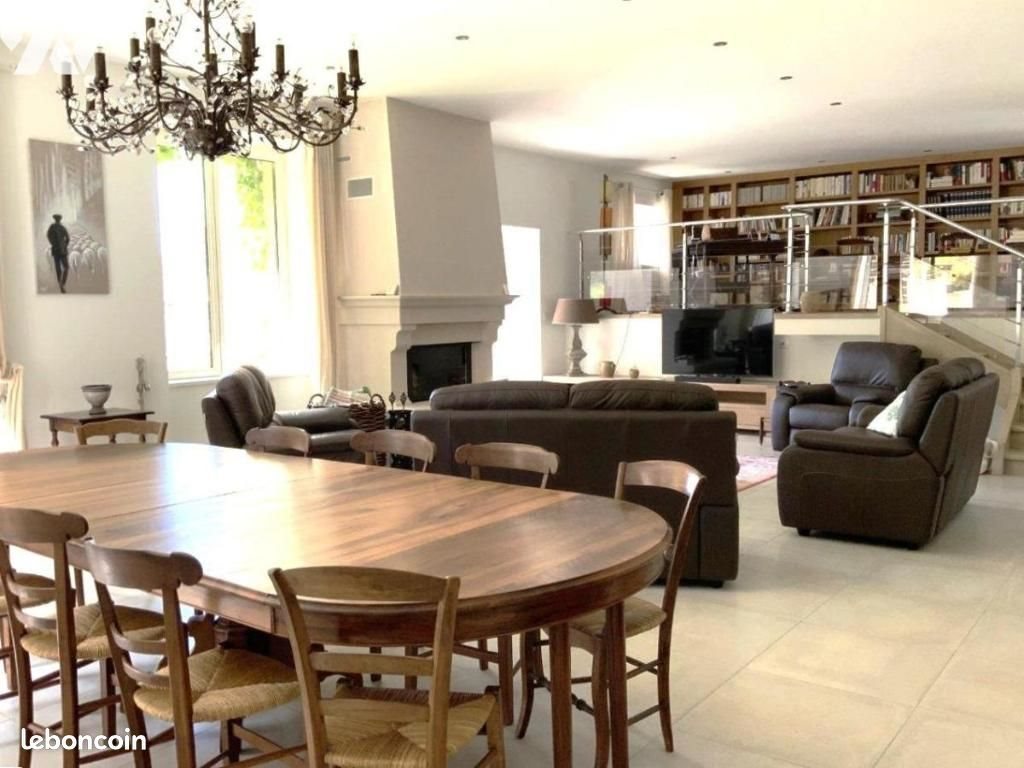 Maison à vendre, 213m², Lalouvesc