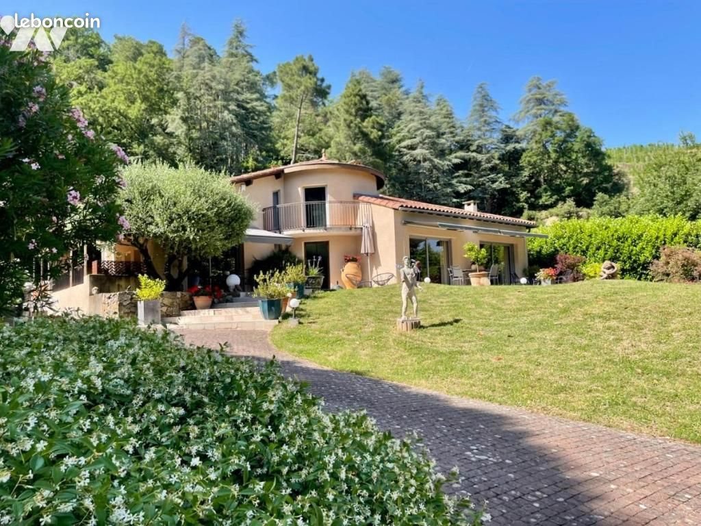 Maison à vendre, 200m², Saint-Jean-de-Muzols