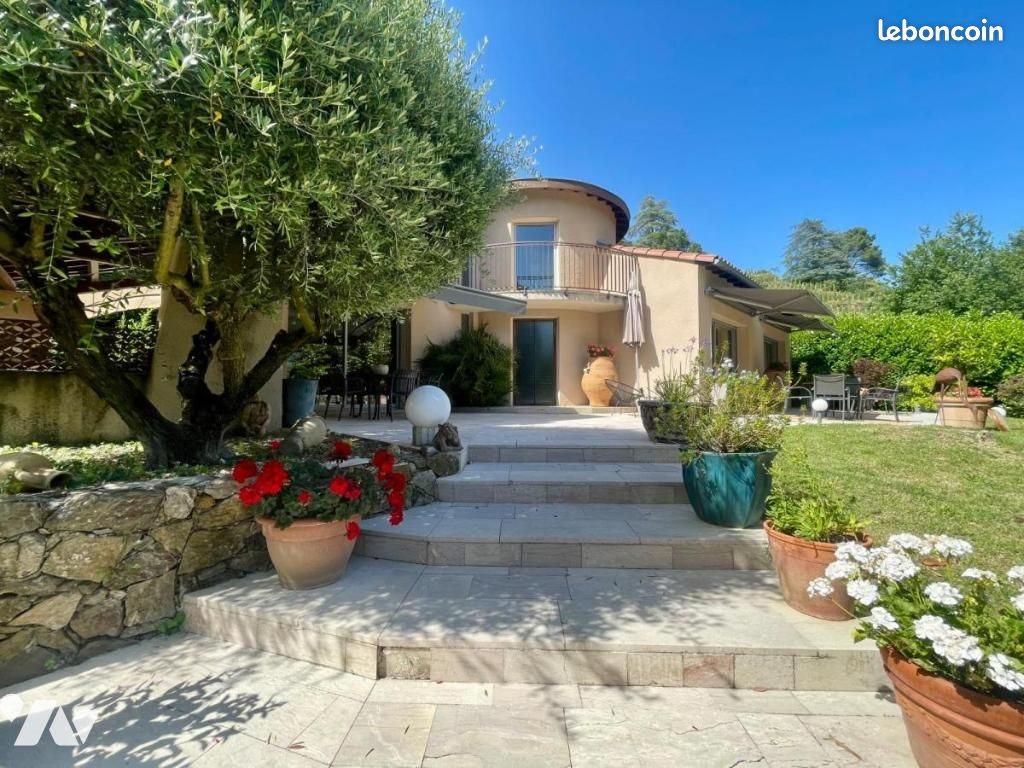 Maison à vendre, 200m², Saint-Jean-de-Muzols