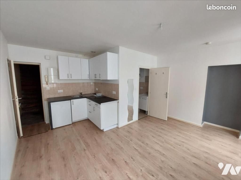 Appartement à louer, 21m², Tournon-sur-Rhône