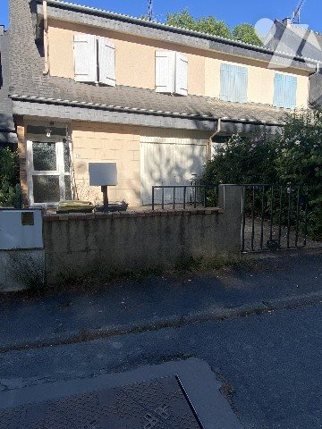 Maison à vendre, 97m², Laval