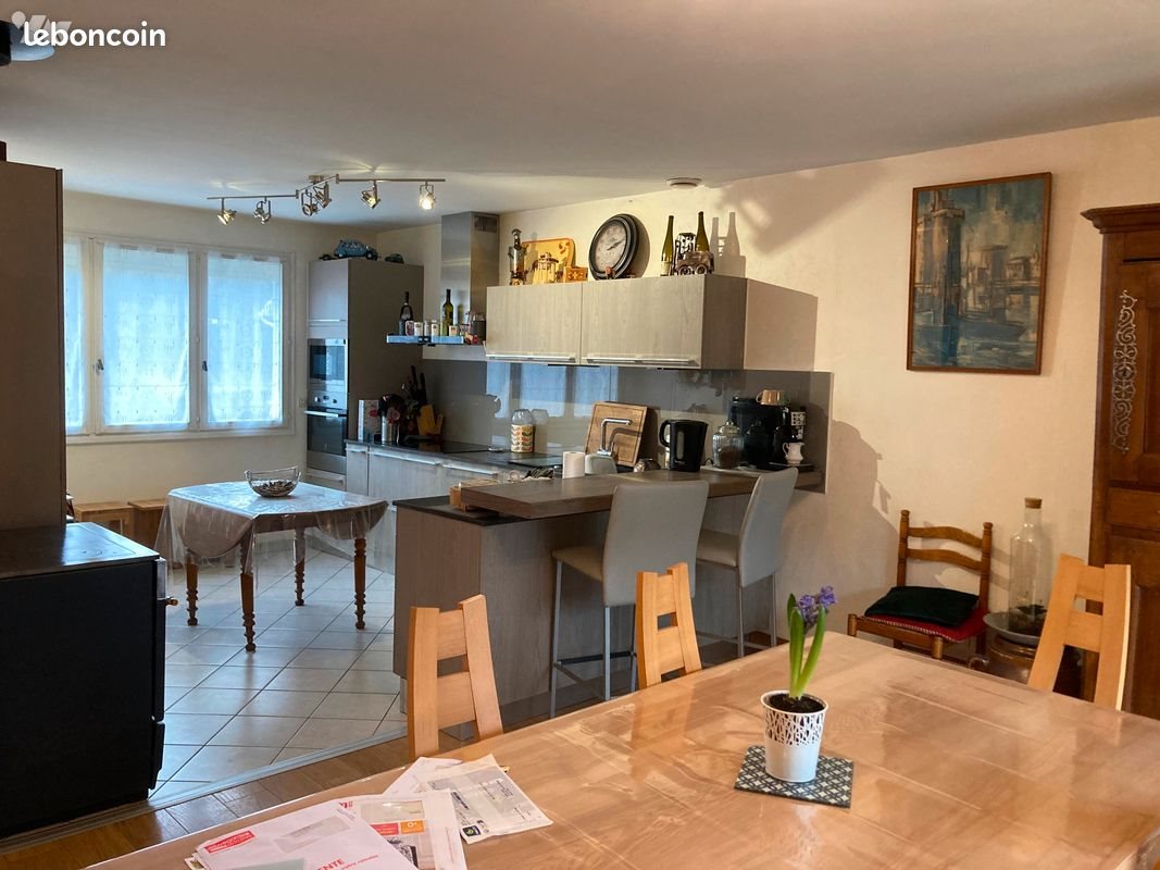 Maison à vendre, 122m², Laval
