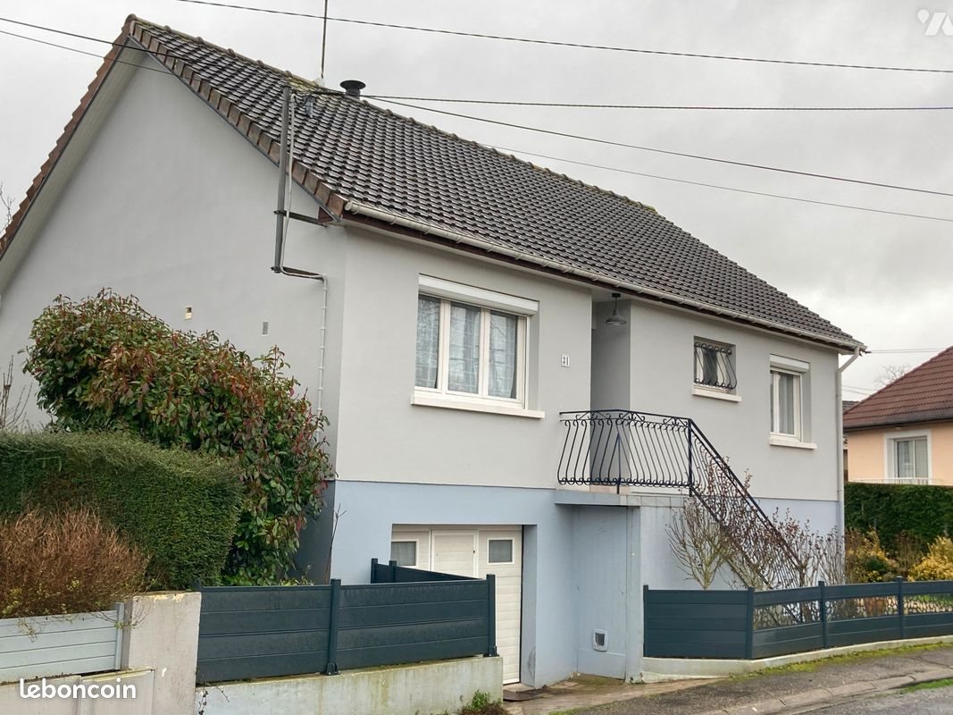 Maison à vendre, 122m², Laval