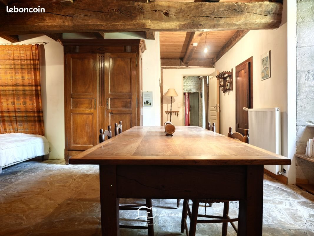 Maison à vendre, 202m², Saint-Coutant