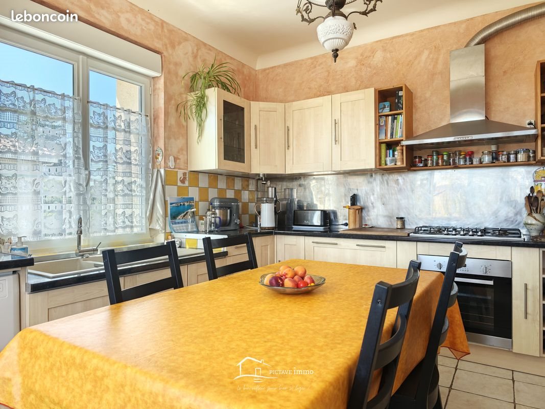 Maison à vendre, 150m², Lezay
