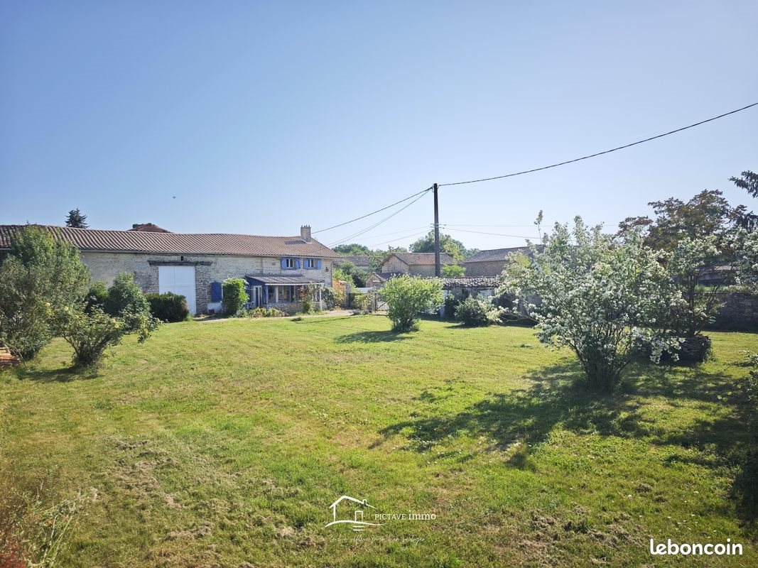 Maison à vendre, 140m², Lezay