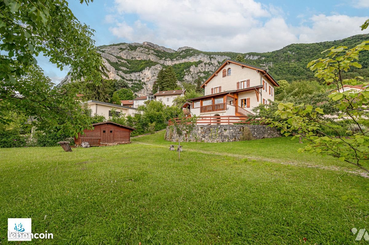 Maison à vendre, 143m², Collonges-sous-Salève