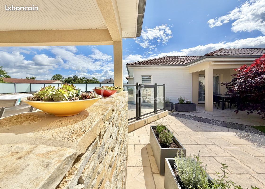 Maison à vendre, 223m², Mozac