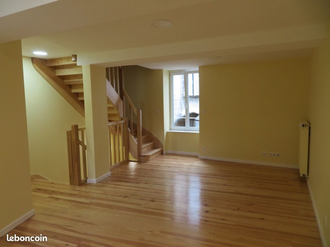 Maison à louer, 80m², Billom