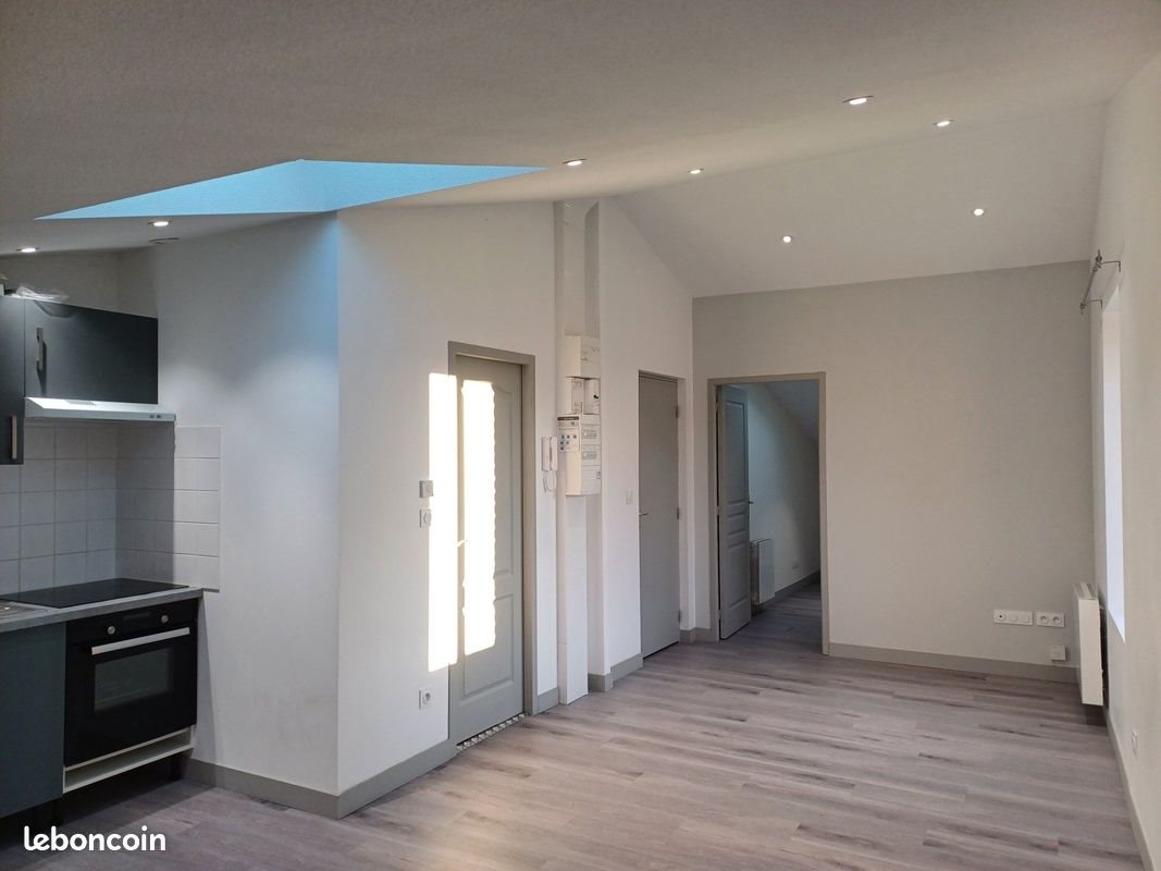 Appartement à louer, 34m², Billom