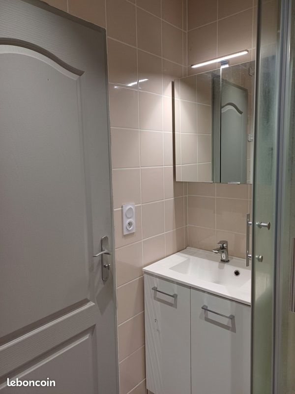 Appartement à louer, 34m², Billom