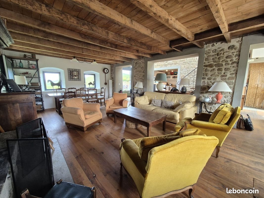 Maison à vendre, 168m², Domaize