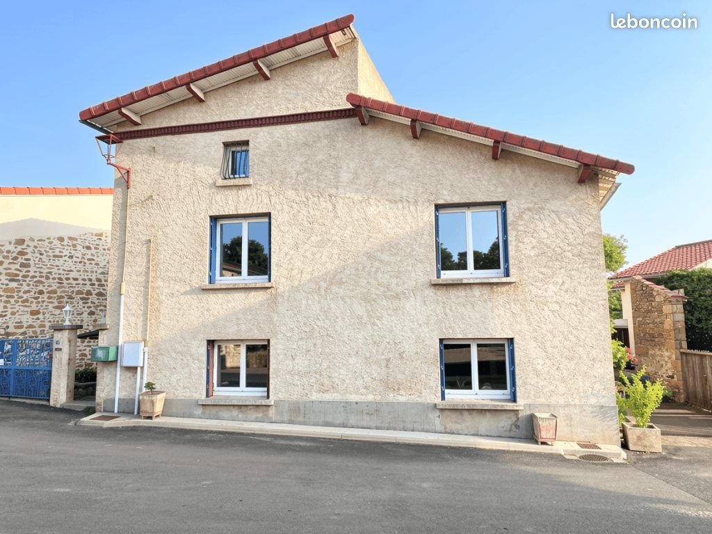 Maison à vendre, 151m², Vic-le-Comte