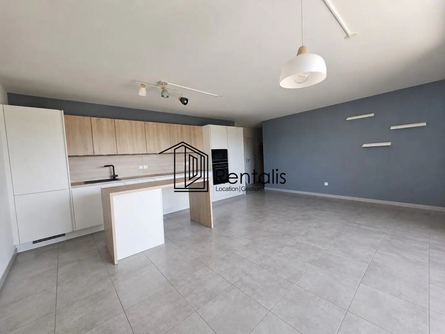 Appartement à louer, 87m², Thoiry